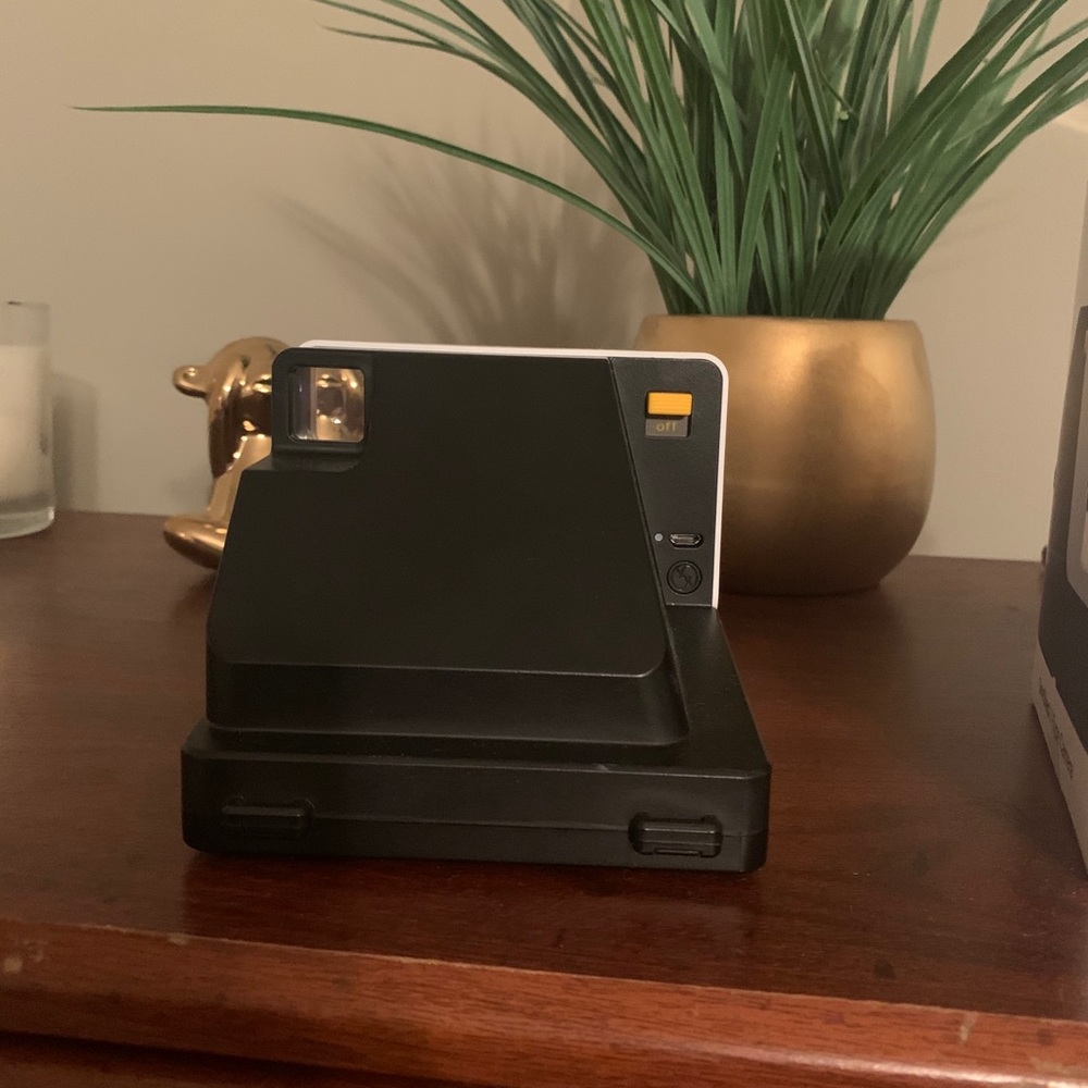 Camera📷📸🌠🌃 - Picture 2 of 4